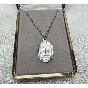 Vintage Silver Pewter 17" Bird Flying Over Water Lake Pendant Charm Necklace